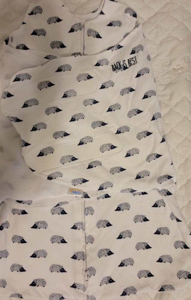 NWOT Halo SleepSack Swaddle Hedgehog Print Size Newborn